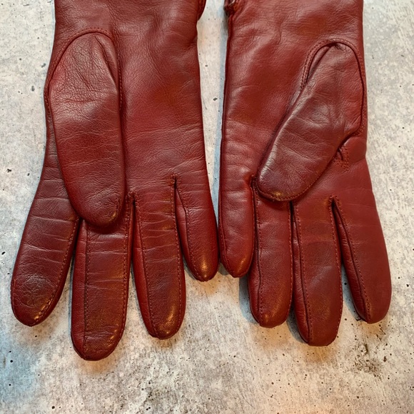 Vintage Coach Cashmere lined Signature leather gloves wine color size 6.5 small - Picture 4 of 8